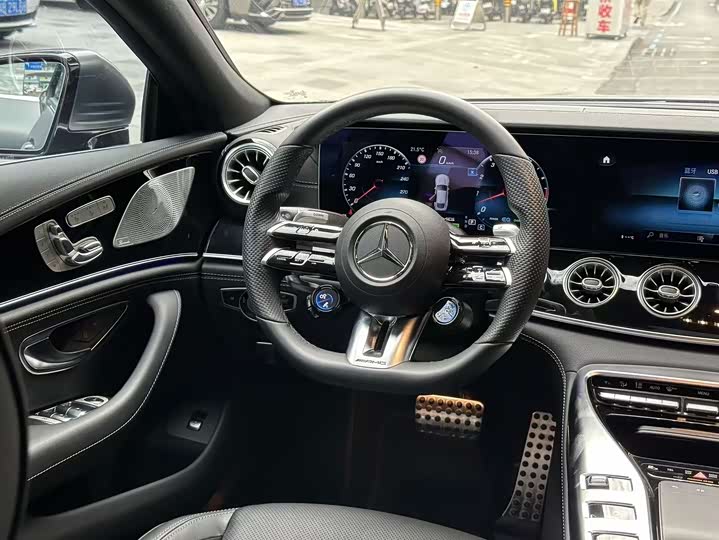 Фото 8 - Mercedes-Benz AMG GT