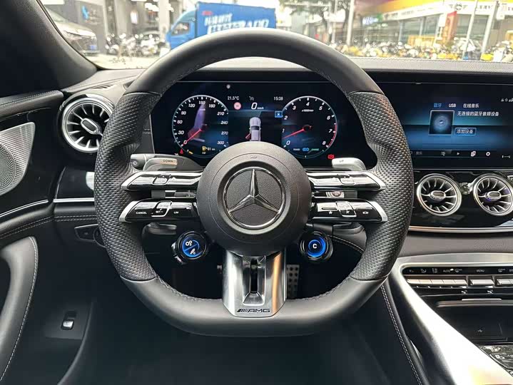 Фото 9 - Mercedes-Benz AMG GT