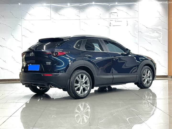 Фото 6 - Mazda CX-30