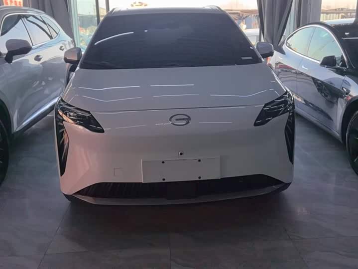 Фото 2 - GAC Aion Y