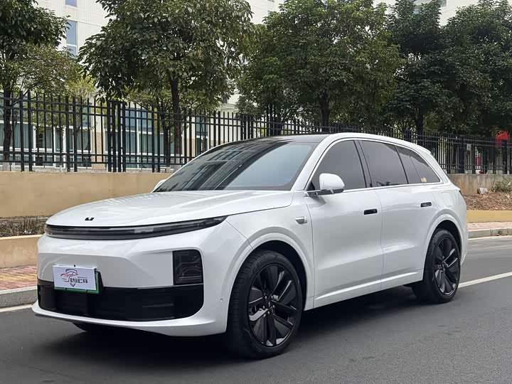 Фото 1 - LiXiang L6