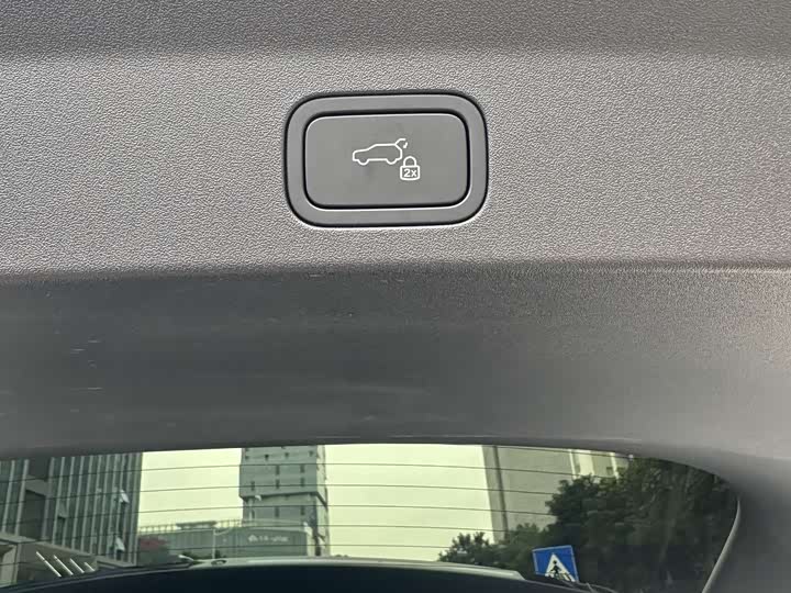 Фото 8 - LiXiang L6