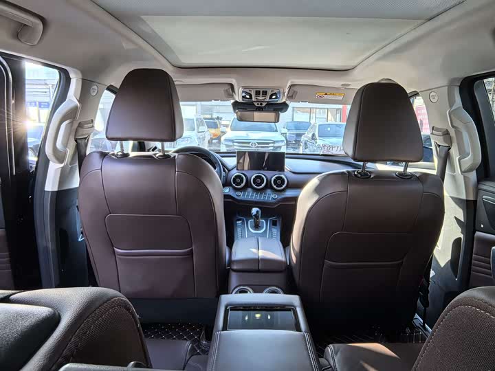 Фото 9 - Wey VV7