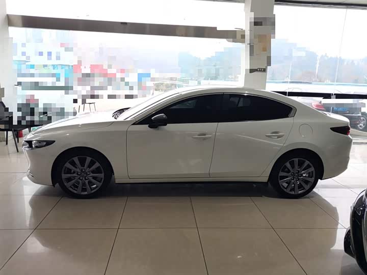 Фото 5 - Mazda 3 (Axela)