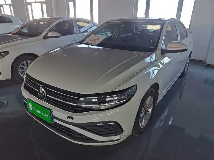 Фото 1 - Volkswagen Bora