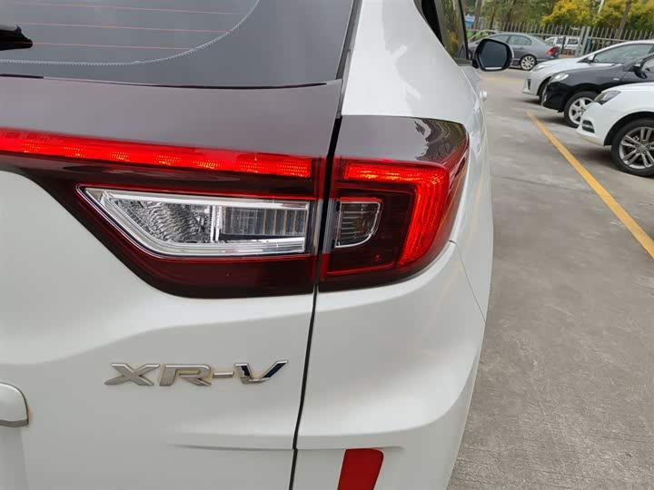 Фото 8 - Honda XR-V