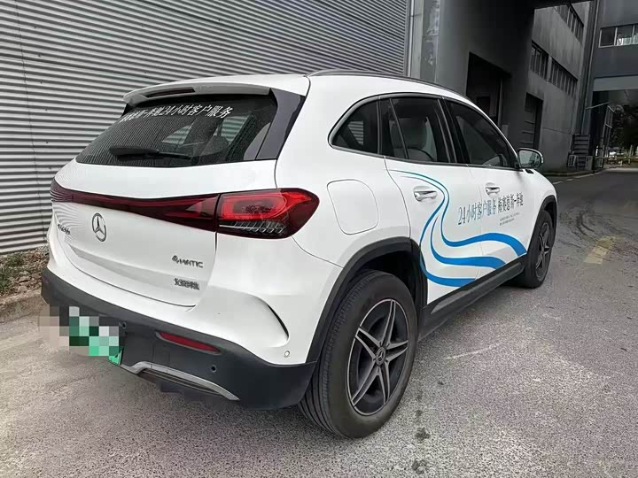 Фото 4 - Mercedes-Benz EQA