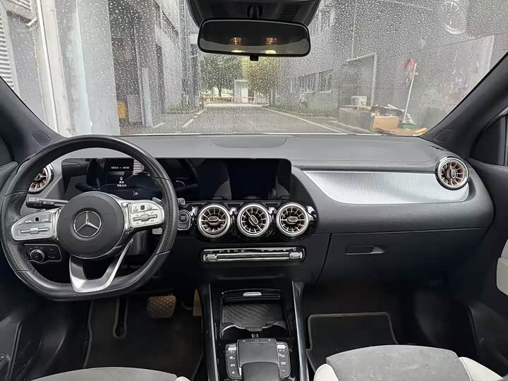 Фото 6 - Mercedes-Benz EQA