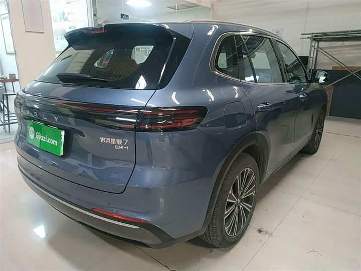 Фото 7 - Geely Galaxy Starship 7