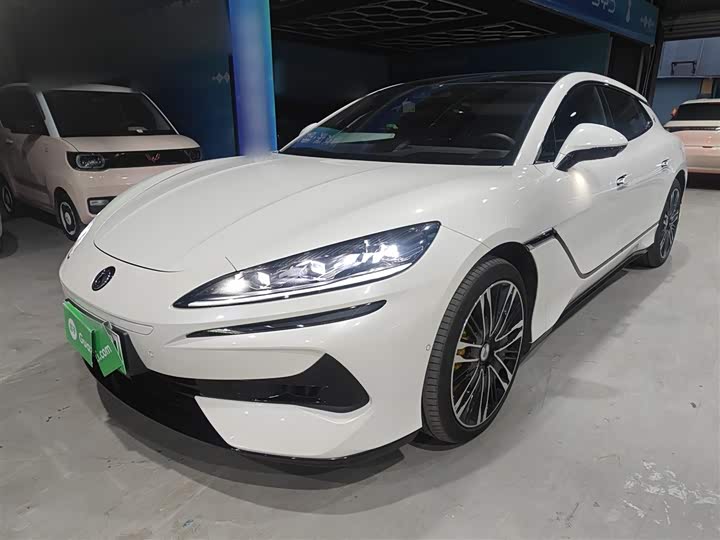 Фото 2 - Denza Z9GT