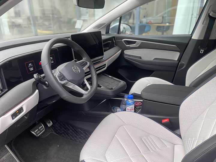 Фото 7 - Volkswagen Talagon