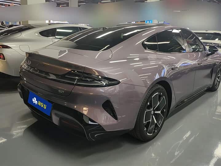 Фото 3 - Xiaomi SU7