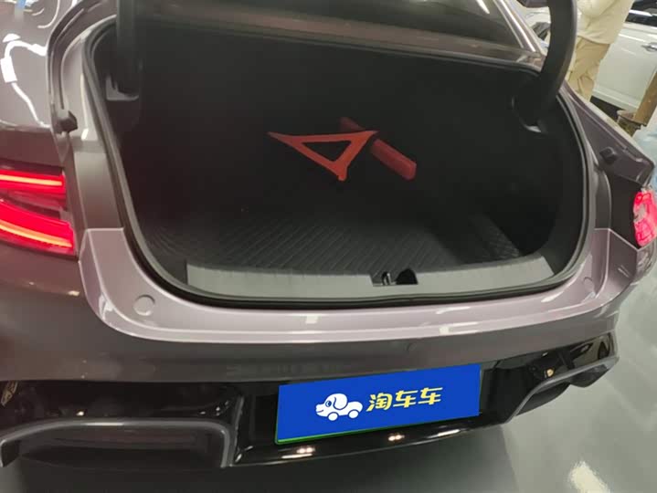 Фото 4 - Xiaomi SU7