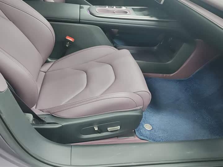 Фото 8 - Xiaomi SU7