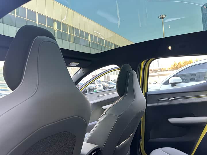 Фото 6 - Volvo EX30