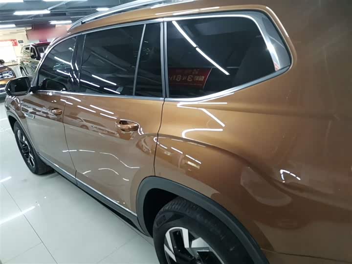 Фото 5 - Volkswagen Teramont Pro