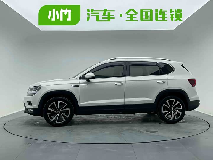 Фото 3 - Volkswagen Tharu