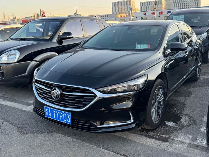 Фото 1 - Buick LaCrosse