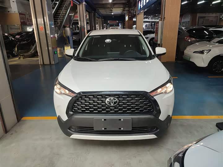 Фото 3 - Toyota Corolla Cross