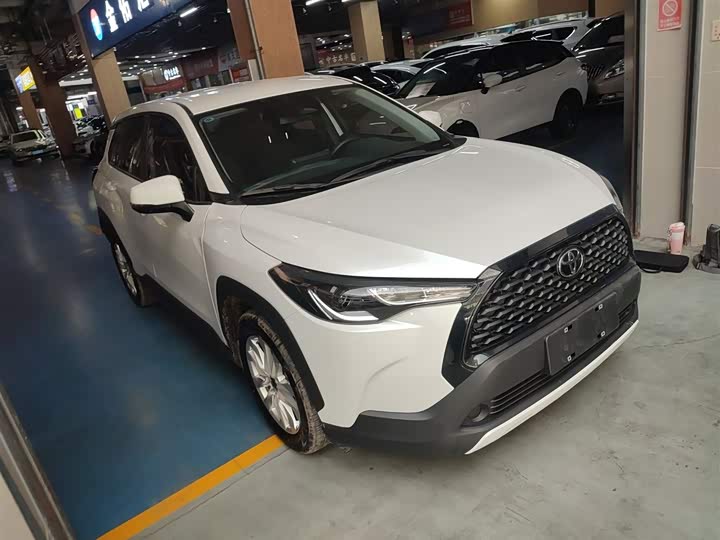 Фото 4 - Toyota Corolla Cross