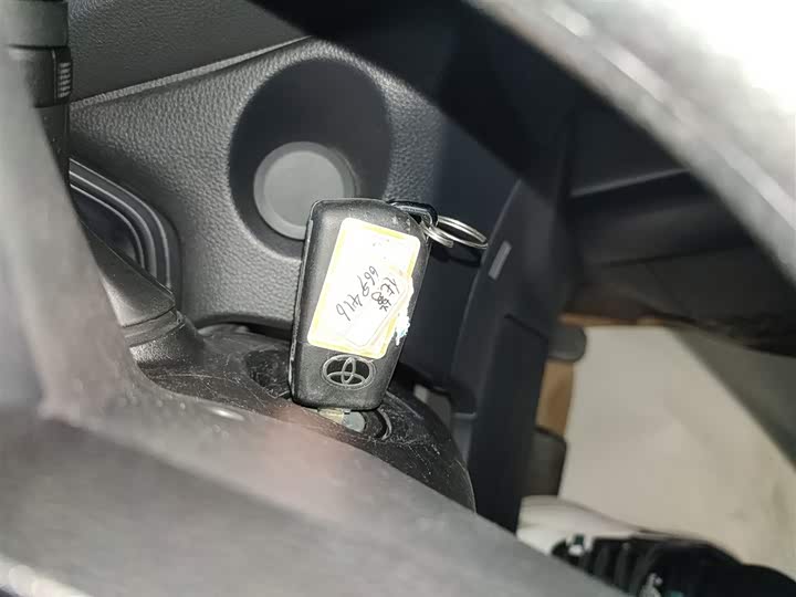 Фото 9 - Toyota Corolla Cross