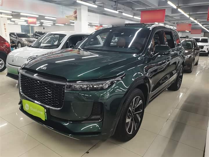 Фото 1 - LiXiang One