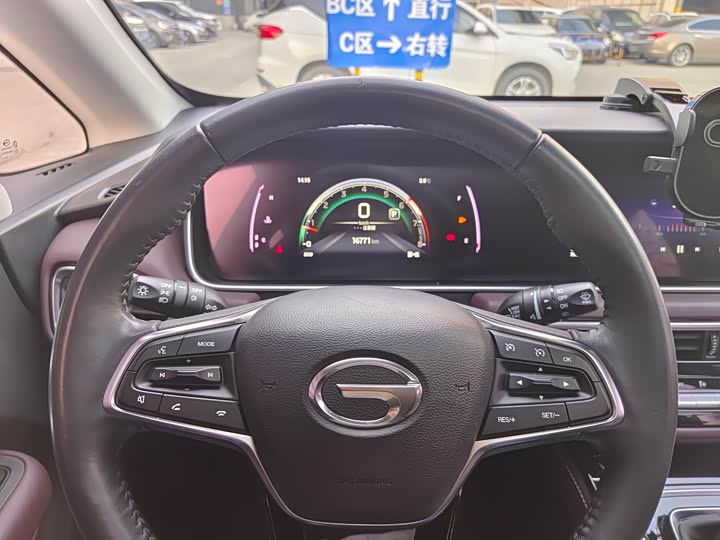 Фото 7 - GAC Trumpchi M6