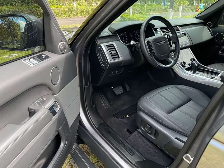 Фото 7 - Land Rover Range Rover Sport