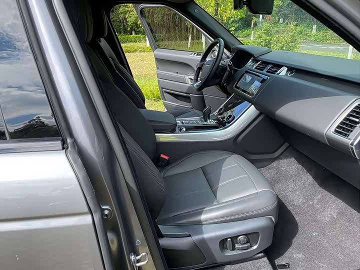 Фото 9 - Land Rover Range Rover Sport