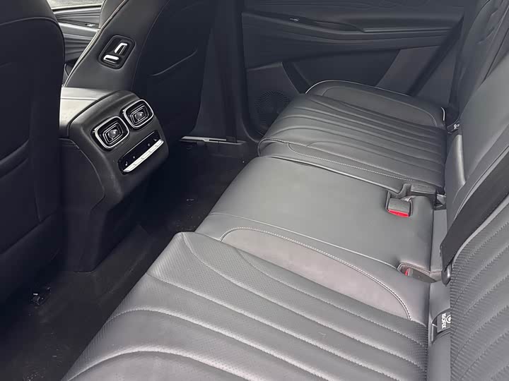 Фото 8 - Chery Tiggo 9