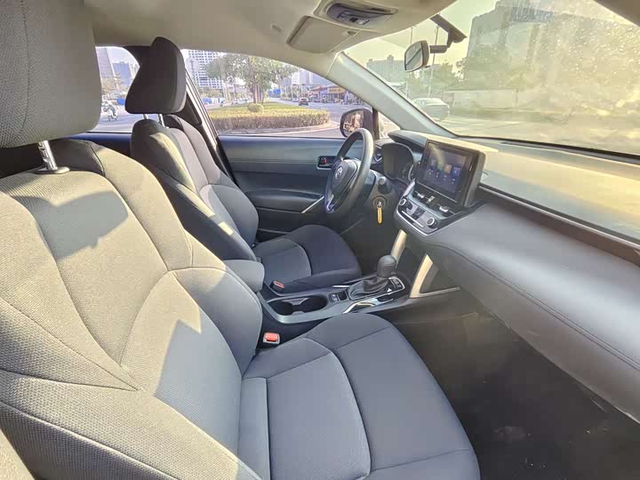 Фото 9 - Toyota Frontlander