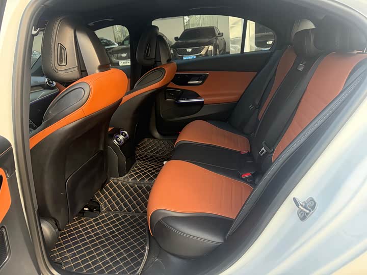 Фото 8 - Mercedes-Benz C-Class