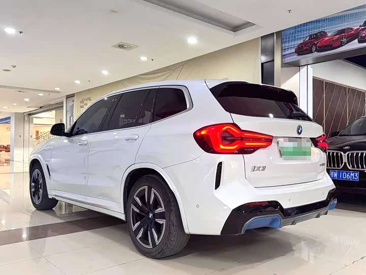 Фото 7 - BMW iX3