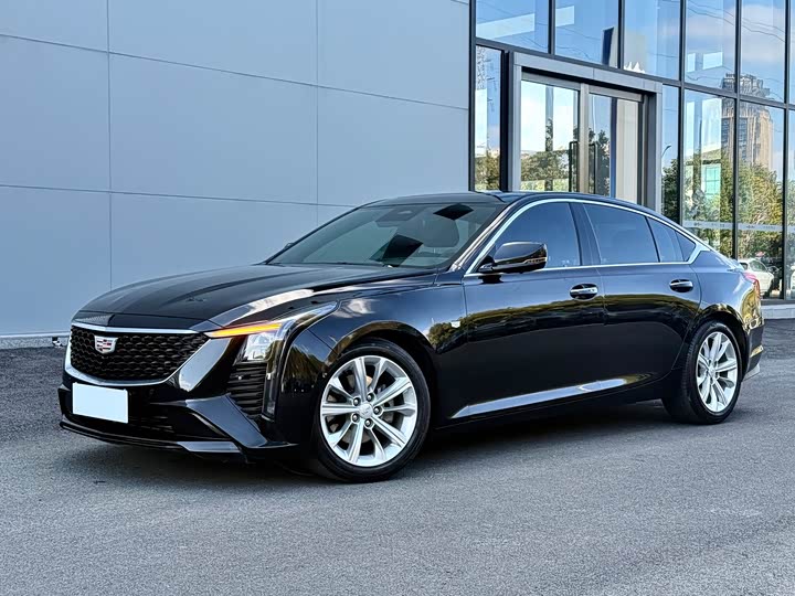 Фото 1 - Cadillac CT5