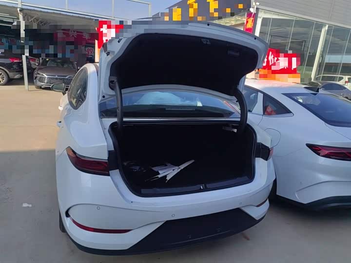 Фото 9 - BYD Qin Plus