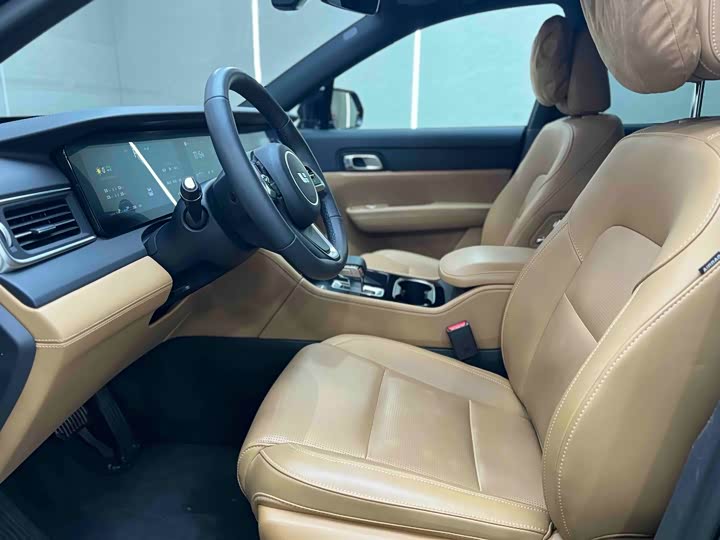 Фото 8 - LiXiang One