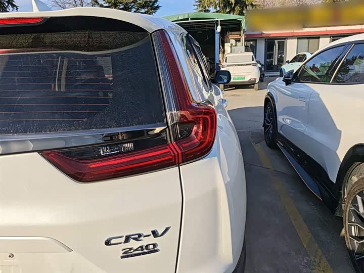 Фото 8 - Honda CR-V