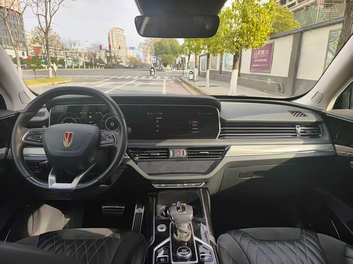 Фото 6 - Hongqi HS5