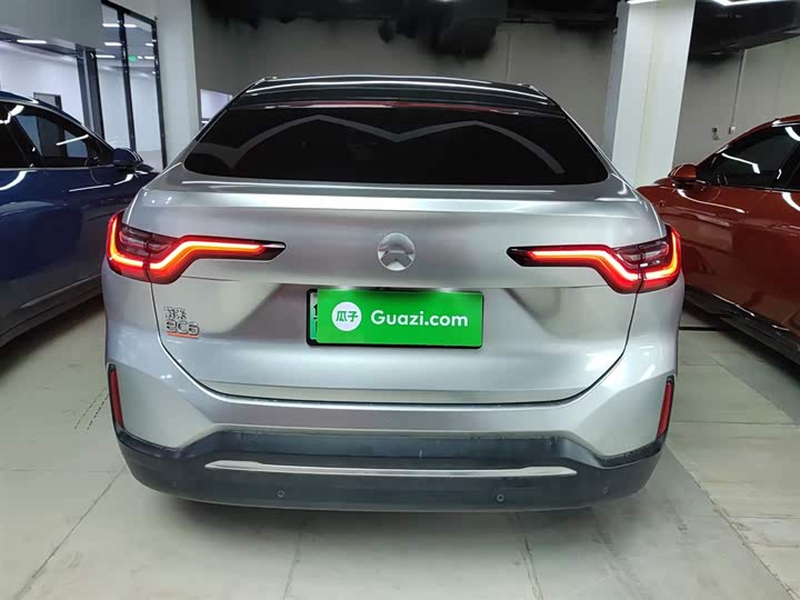 Фото 6 - Nio EC6