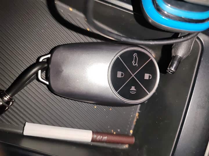 Фото 9 - Nio EC6