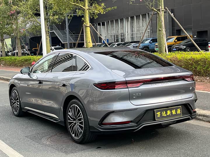 Фото 4 - BYD Han