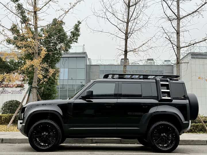 Фото 4 - Land Rover Defender