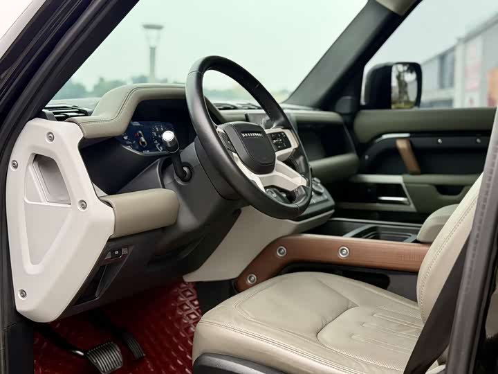 Фото 8 - Land Rover Defender