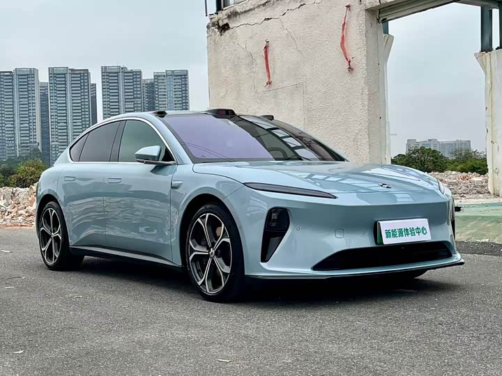 Фото 3 - Nio ET5