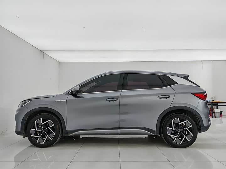 Фото 7 - BYD Yuan Plus