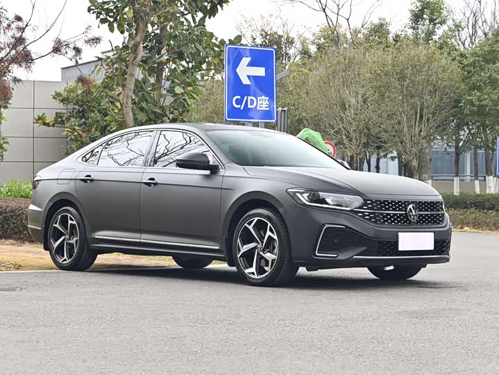 Фото 3 - Volkswagen Passat