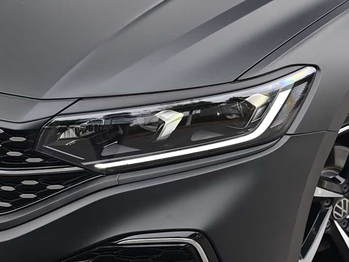 Фото 5 - Volkswagen Passat