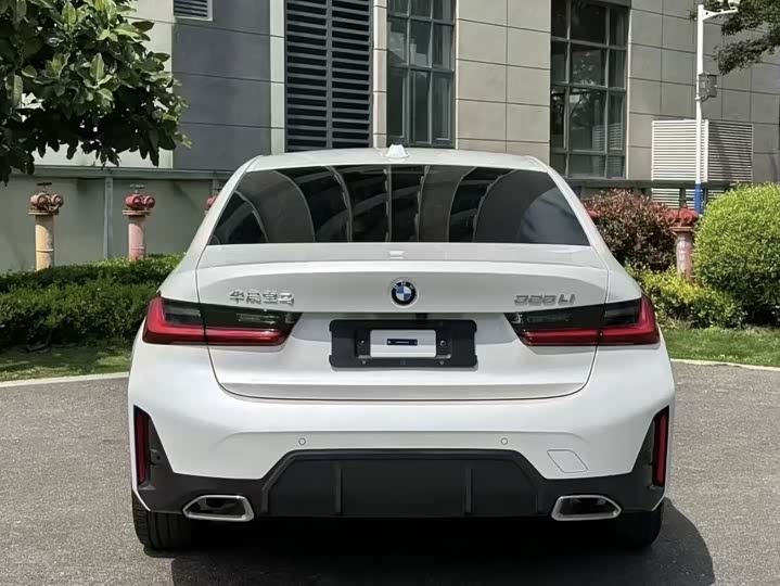 Фото 8 - BMW 3 Series