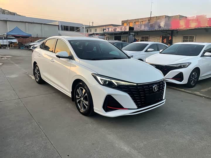 Фото 3 - Changan Eado Plus