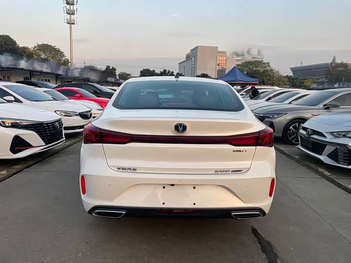 Фото 5 - Changan Eado Plus